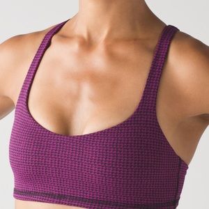 Lululemon Free to Be Bra